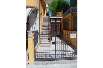 Italia Privát Riccione, Exteriorul